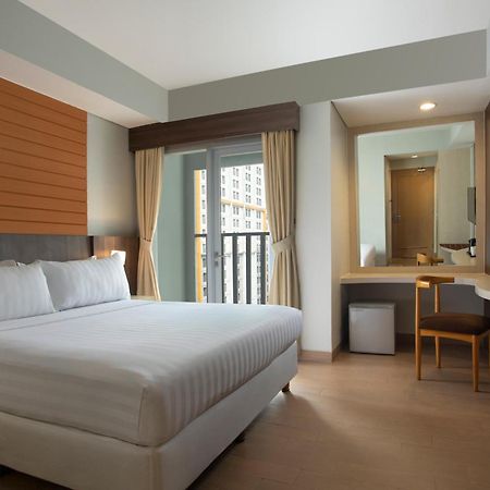 Vega Hotel Gading Serpong Extérieur photo