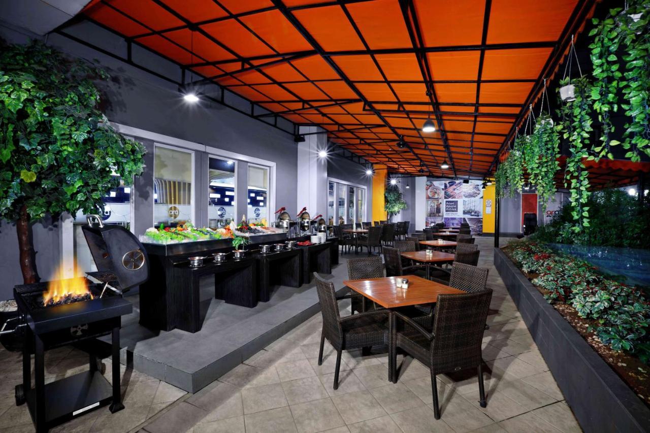 Vega Hotel Gading Serpong Extérieur photo